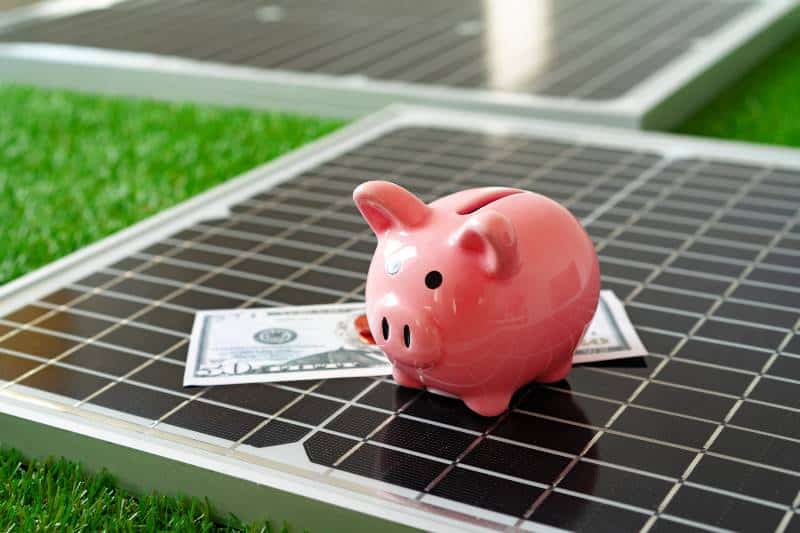 Saving Money With Portable Solar Panels