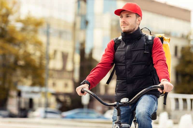 The Pros and Cons of Electric Bikes for Delivery Workers